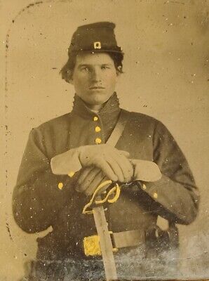 Civil War Tintype - Armed Cavalry Soldier