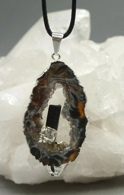 ACHAT GEODE DRUSE großer Anhänger mit Turmalin SCHÖRL galvanisiert mit Öse c4