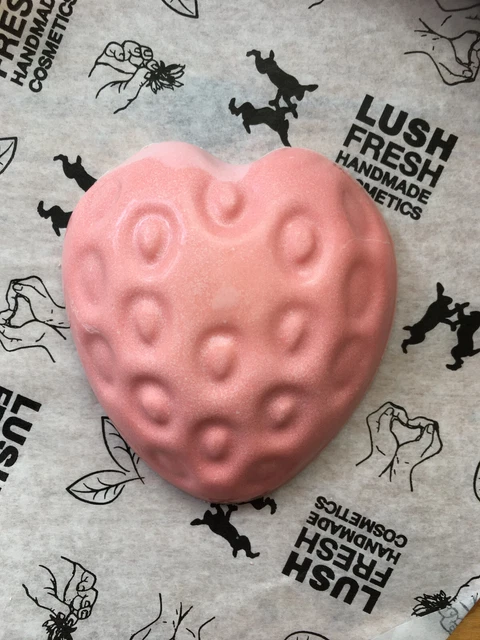 Barra de masaje Lush STRAWBERRY FEELS FOREVER 68g NUEVA Vegana DESCONTINUADA RARA 1 PIEZA