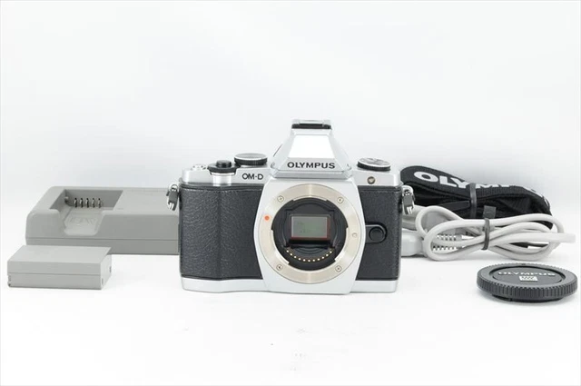 Olympus OM-D E-M5 Shutter count 5230 Top Mint From Japan #1037K