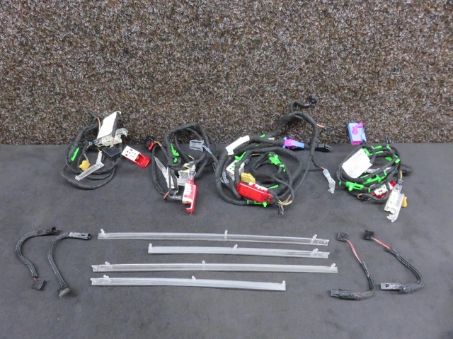 thumbnail image 2 of Premium 14-Piece LED Interior Light Kit For Audi A6 C6 - Canbus Error-Free, Cool White 6000K 2 of 11