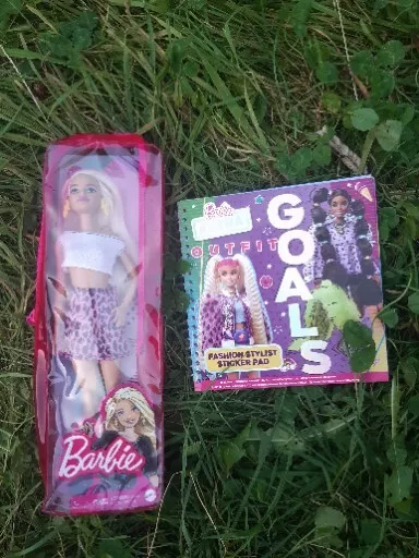 barbie bundle new...fashionista Doll 155 & Fashion Stylist Sticker Pad.
