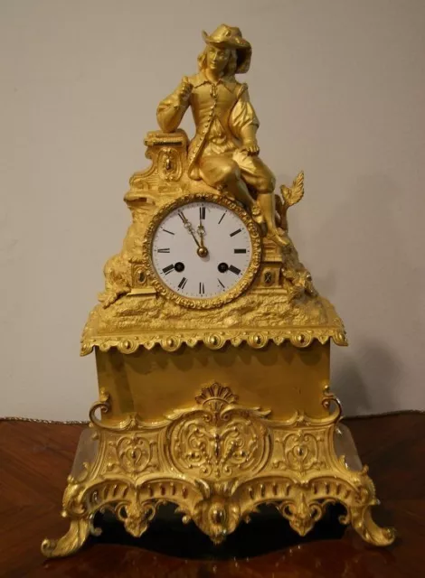 Antico orologio da tavolo francese stile Impero del 1800 in bronzo dorato