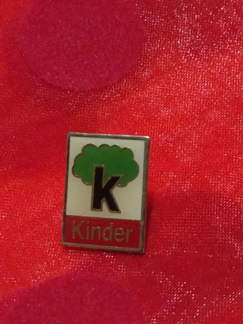 Pins Pin's Lapel Pin Badge Collection Vintage Logo K Kinder