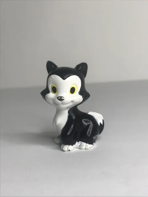 2011 Disney Pinocchio Figaro Cat  2" Collectible Figure Minnie Mouse Boutique