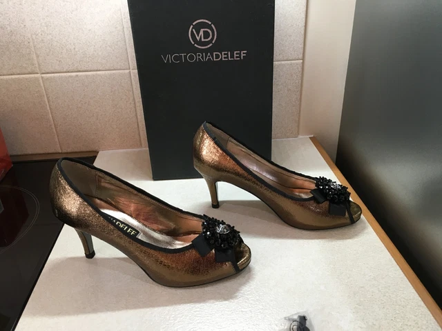 Victoria sales delef shoes