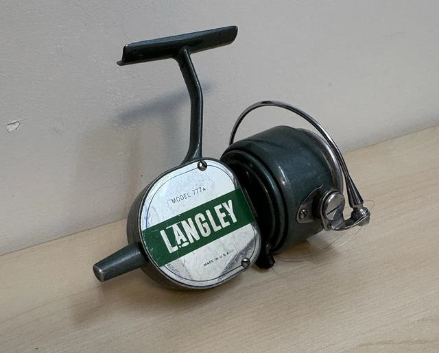 LANGLEY DELUXE LAKECAST FISHING REEL VINTAGE Deluxe Lakecast Model