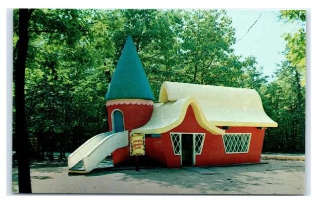 Postcard Storybook Land, NJ "Sleeping Beauty's Castle" M44