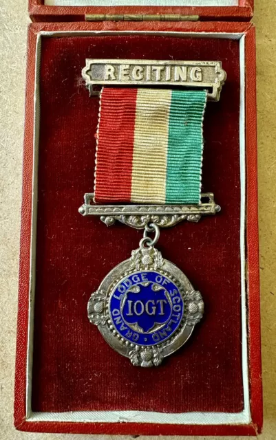 VINTAGE FREEMASONRY Grand Lodge of Scotland Jewel / Medal IOGT Reciting Pres Box