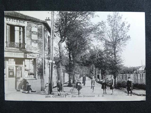CPA- CHAMPIGNY SUR MARNE COEULLY Rue des Ormeaux