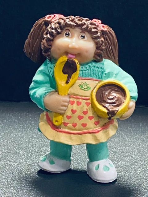 VNTG Cabbage Patch Kids PVC Figure 1984 Girl Baker 2.25" Bowl Chocolate