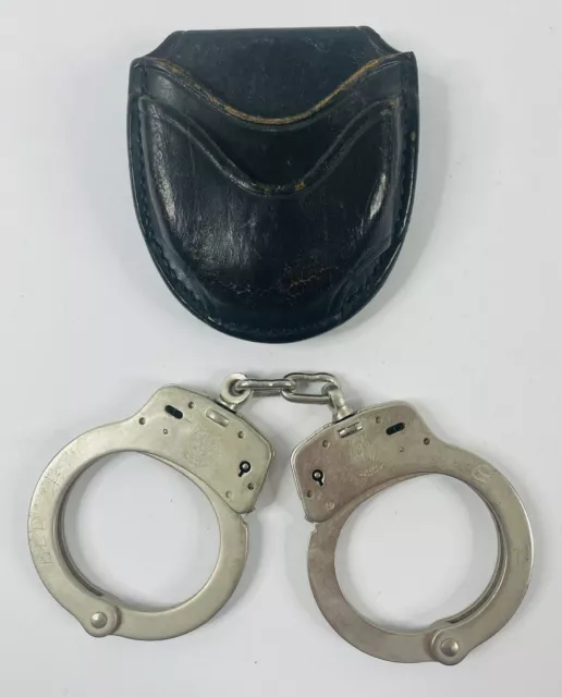 Vintage Smith & Wesson  M100 Nickel Handcuffs w/Don Hume Holster (No Key)