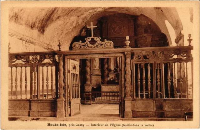 CPA Haute-Isle Interieur de l'Eglise FRANCE (1309100)