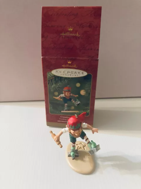 Hallmark Keepsake Ornament - Creative Cutter - Elf with Cookie Cutter Shoes