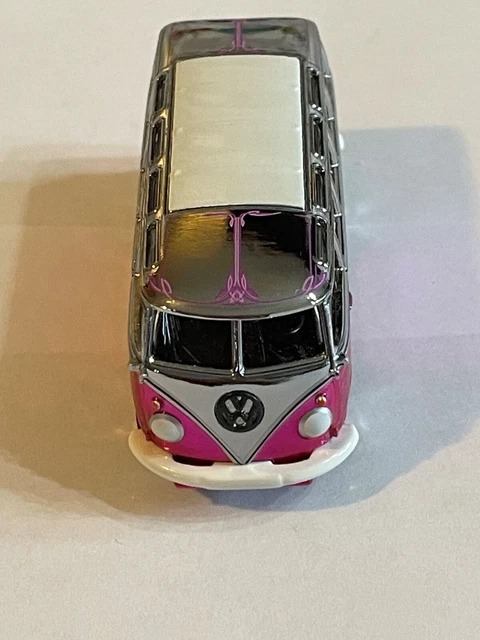Hot Wheels Volkswagen Deluxe Station Wagon - 1:64 Scale Die-Cast Car, Premium Collectible Model
