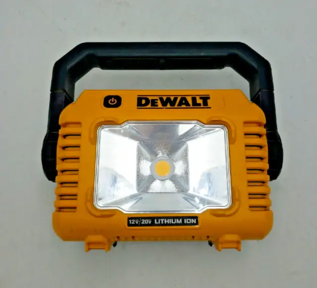 Luz de tarea compacta DEWALT DCL077 20V MAX - solo herramienta