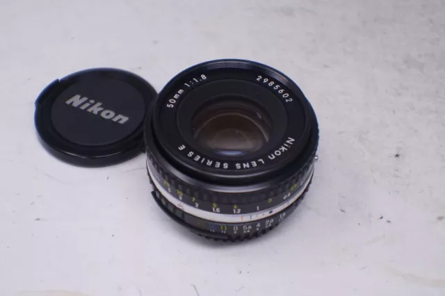 Nikon 50mm f1.8 E Serie Pancake Prime Objektiv sehr schöner Zustand mit Kappe