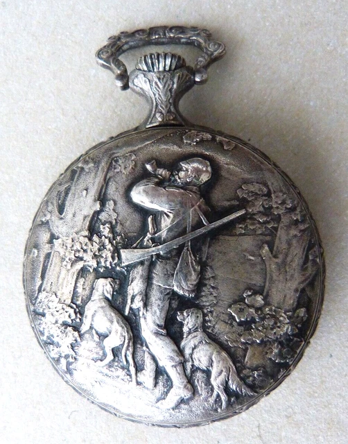 Montre à Gousset Argentée Swiss Made Vers 1930 - Décor Chiens De Chasse - Occasion Fonctionnelle