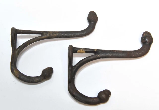 2 Vintage Metal Acorn Tip  Wall Coat Or Hat Hooks