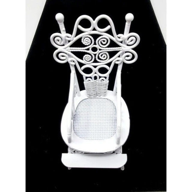 1:12 VTG Highchair Step Up Child's Chair Ornate White Dollhouse Furniture 7337