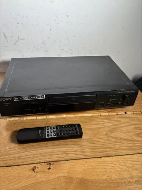 Sony Compact Disc player CDP-XE320 With Remote Control Black