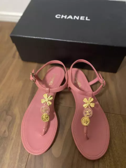 chanel flip flops womens