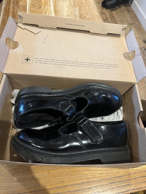 DR MARTENS GIRLS Size 2.5 Goldie Black Patent Leather No Lace