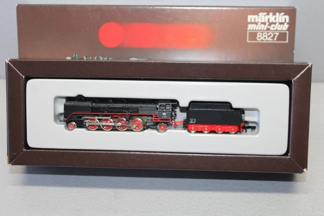 8827 Steam Locomotive with Tender Br 41 220 Märklin Mini Club for Sale