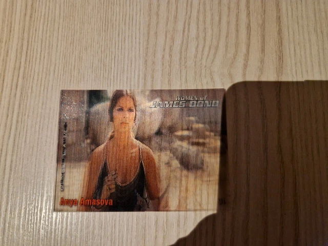 extrêmement rare carte holographique JAMES BOND 007