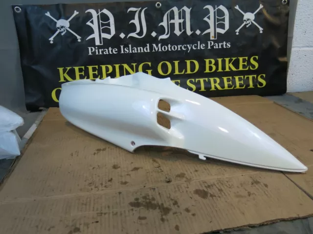 SYM Jet Basix 50/ Jet Euro 50/ Body Cover / Fairing / Panel white pearl right