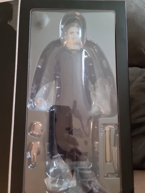 Halloween 2018 edition 1:6 scale Michael Myers figure 3