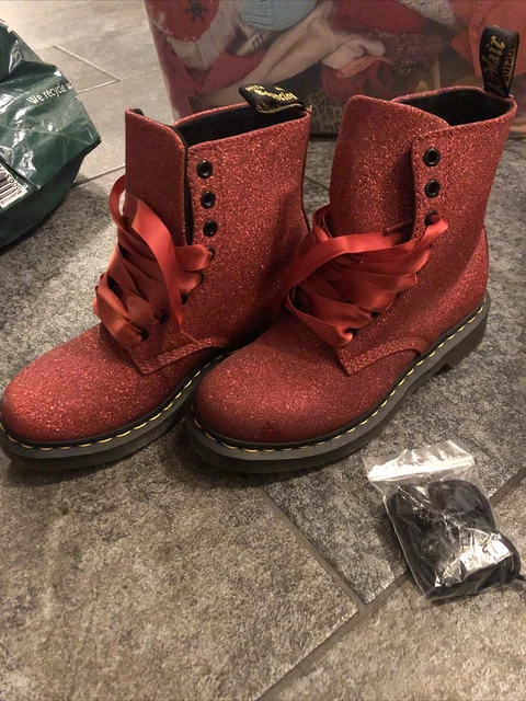 Martens sales pascal 38