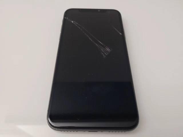 IPhone 5 16Go Gris Sidéral - Hors Service Pour Pièces Détachées