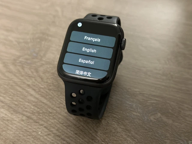 Apple Watch Series 4 Nike+ 44mm Space Gray Aluminium A1978 bloqué icloud LOT 93