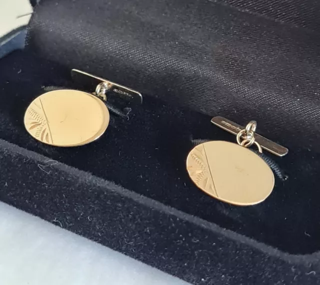 Modern 9ct Yellow gold oval cuff links. Birmingham .375 . Maker's mark for; A R