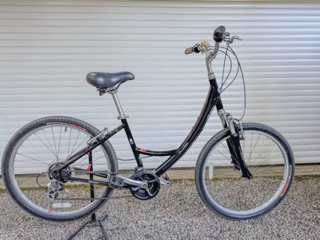 WOMENS SPECIALIZED GLOBE Carmel Cruiser bicycle 50.00 PicClick UK