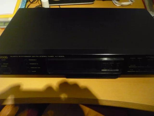 Kenwood KT-2020L Quartz Synthesizer AM-FM Stereo Tuner HiFi Radio