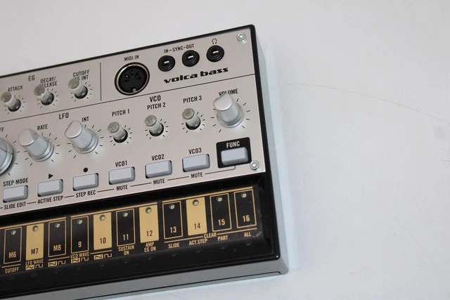 Synthétiseur analogique Korg VOLCA-BASS noir 3