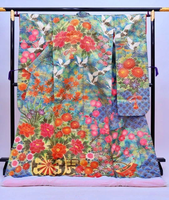 Japanese Kimono Uchikake Wedding Pure Silk  japan 243