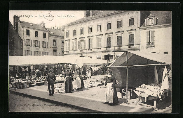 CPA Alencon, Le Marché, Place du Palais