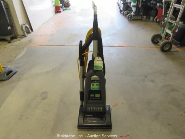 2016 Tennant V-SMU-14 Heavy Duty Upright Industrial Vacuum Cleaner 12" bidadoo 2016 Tennant V-SMU-14 Heavy Duty Upright Industrial Vacuum Cleaner 12" bidadoo