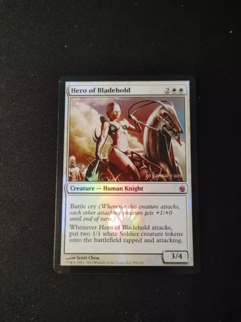 Hero of Bladehold - Pre-Release Foil - Magic MTG
