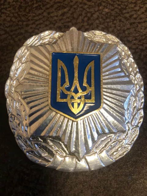 Original Ukraine Polizei Offizier große Kokarde aus Metall - RAR!