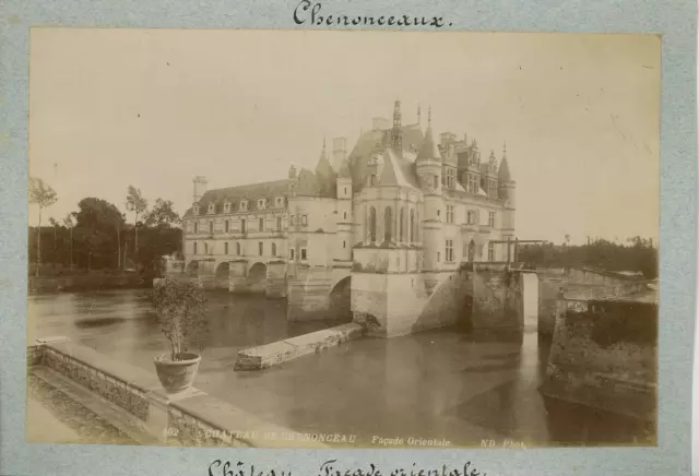 France, Chenonceau, Le château, Facade orientale  Vintage albumen print Tirage