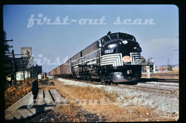 R DUPLICATE SLIDE - New York Central NYC 1857 F-7 Action on Frt New Carlisle IN