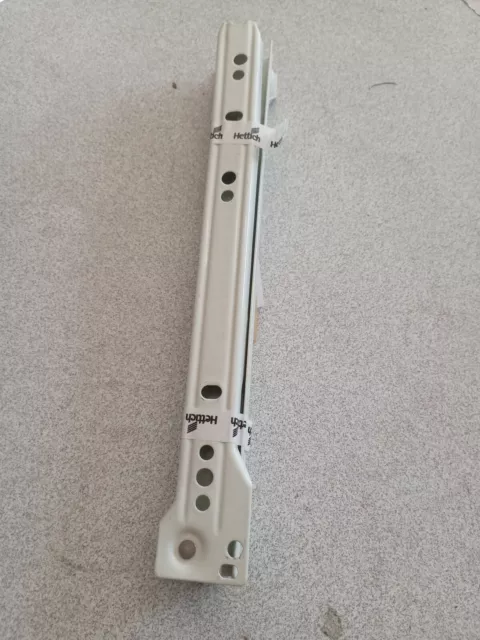 250 mm Hettich 62551 Teilauszug  aus Stahl mit weißer Pulverbeschichtung Paar