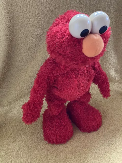 Fisher Price Rare Interactive Talking Singing Sesame Street Tickle Me Elmo