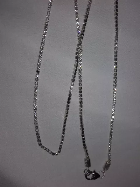 Collier chaînes sautoir long strass brillants neuf