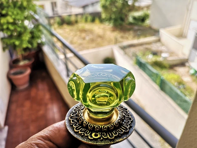 ANTIQUE Baccarat URANIUM Glass / CRYSTAL KNOB - 60 mm - PUSH Pull DOOR / Drawer