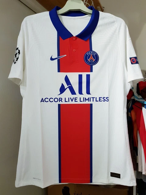Les boutiques aux couleurs du maillot Away ! | Paris Saint-Germain